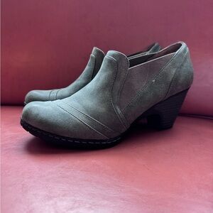 Eurosoft by Sofft Women's Slip-On Heeled Clog - Gray